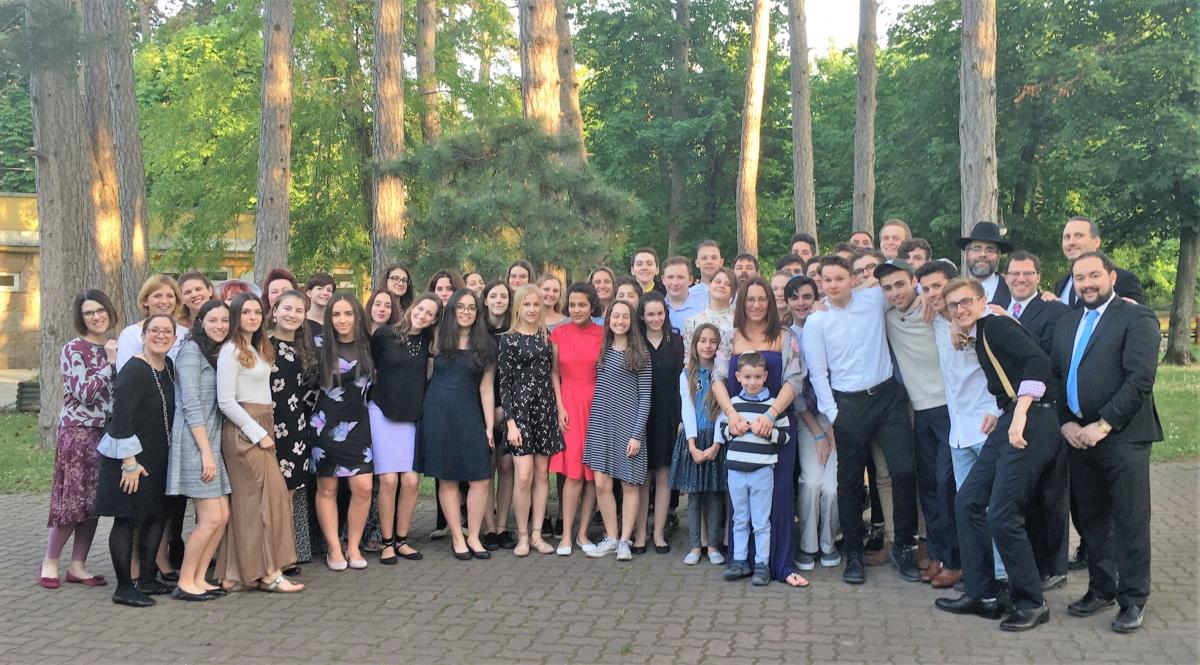 All ready for Shabbat at Leanyfalu