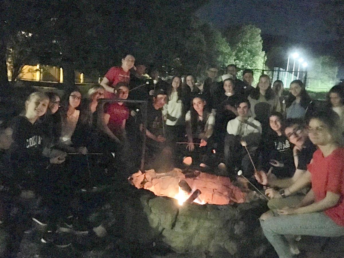S'mores and more around the campfire