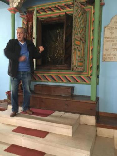 The Synagogue in Veria where sadly there are no Jews left. Ezra Bakola, born in Ioannina solely cares for the synagogue to keep the memories alive. The Synagogue was destroyed during WWII. 